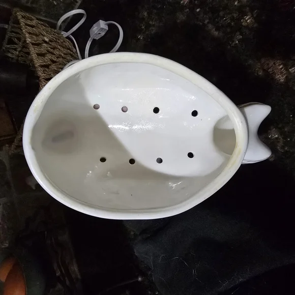 Scentsy White and Red Decor Accent - Picture 3 of 7